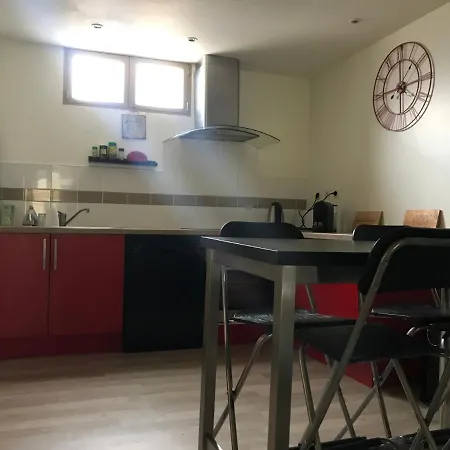 Next To Bordeaux Center With A Terrace Apartment